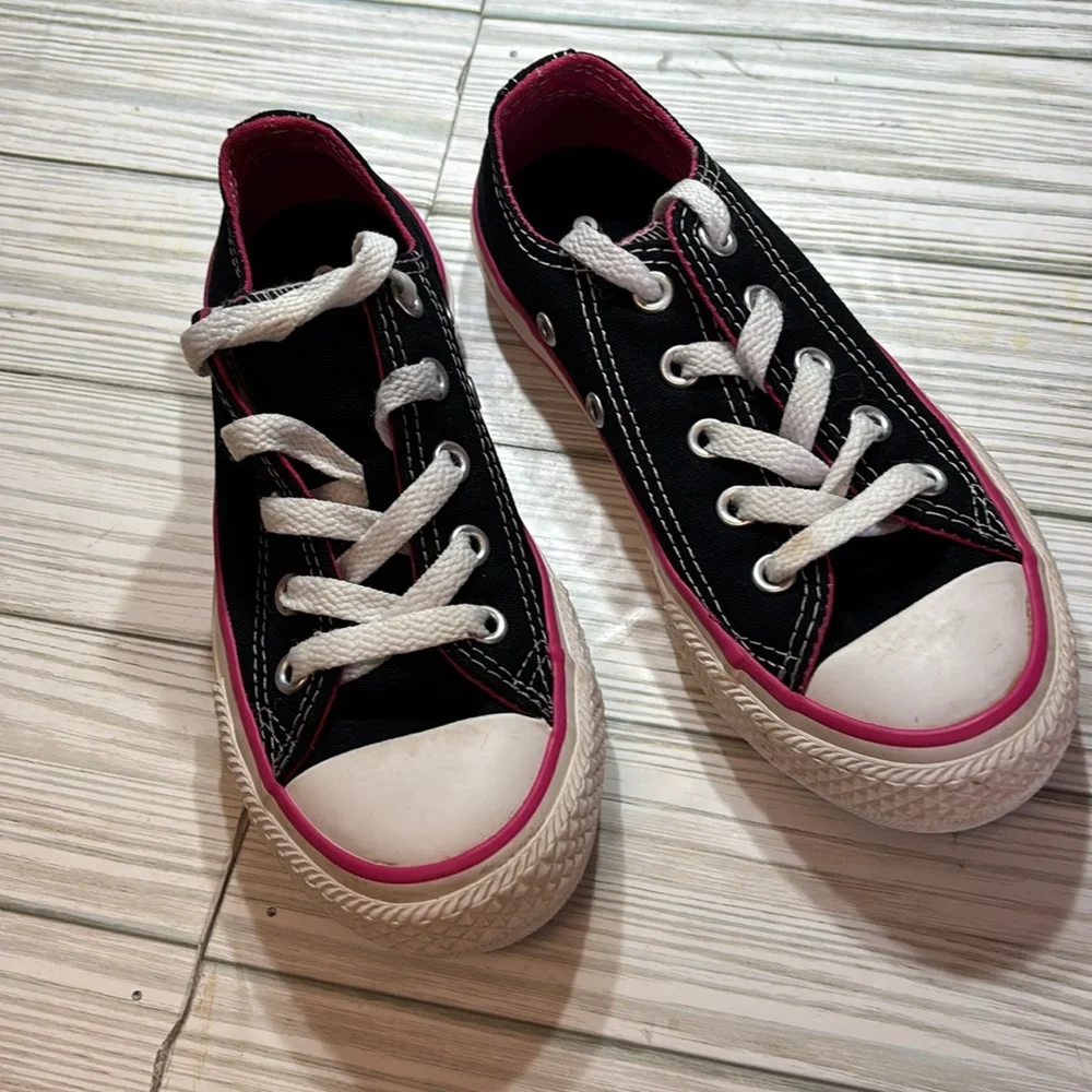 Converse Chuck Taylor All Star Black Sneakers Slip On Girls Size 12